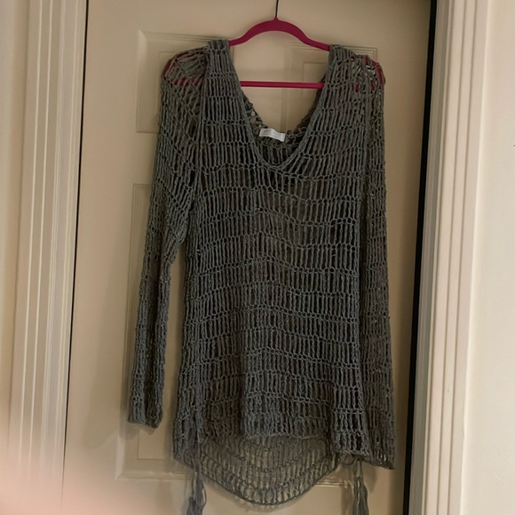 Boho Crochet sweater with tassels - Picture 1 of 5